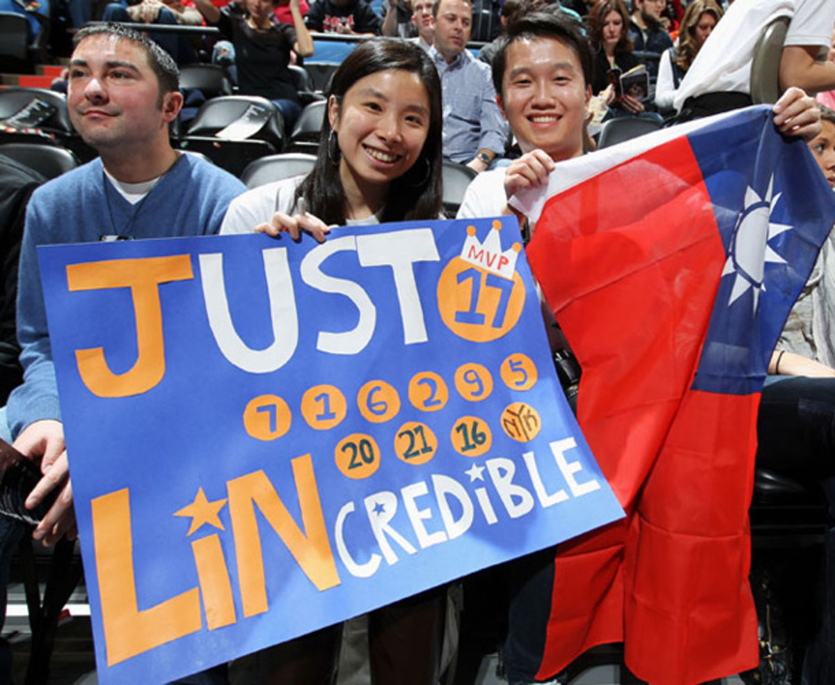 Lin fans root on their favorite player. (David Sherman/Getty Images)
