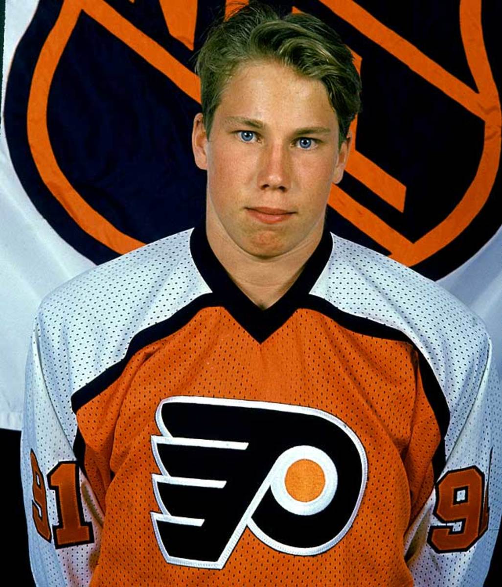 Former Philadelphia Flyer Peter Forsberg among four players