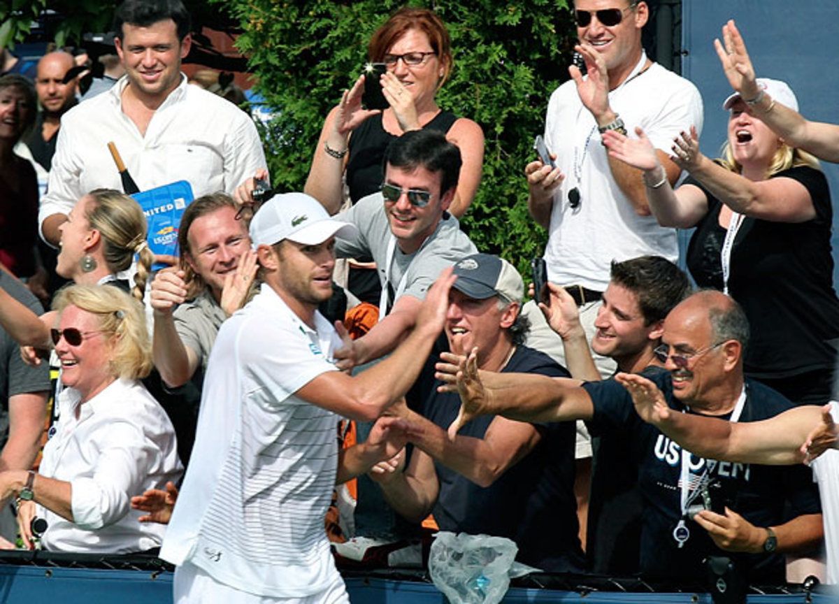 roddick-crowd