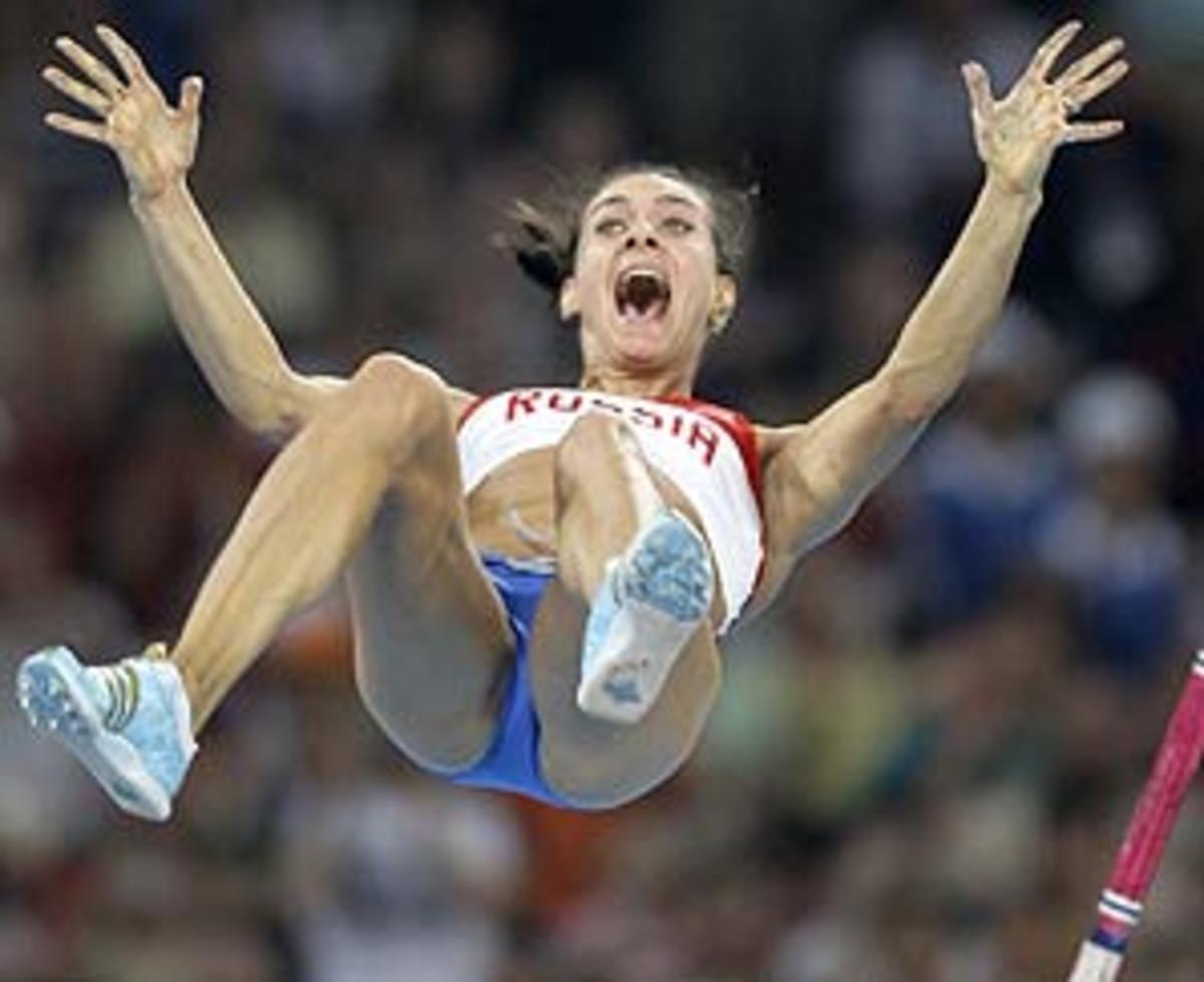 David Epstein Pole vaulter Yelena Isinbayeva keeps defying gravity