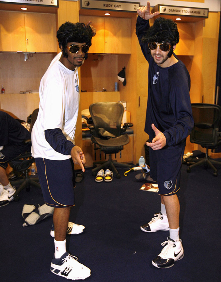 2008-Michael-Conley-Juan-Carlos-Navarro-Elvis-wigs-sunglasses.jpg