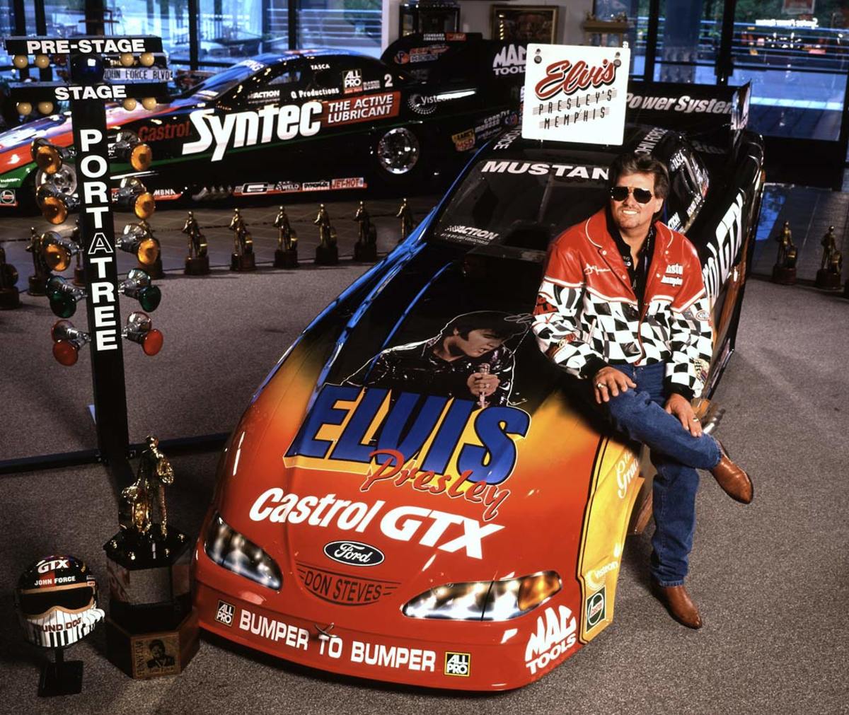 1999-John-Force-Elvis-Presley-car-05904202.jpg