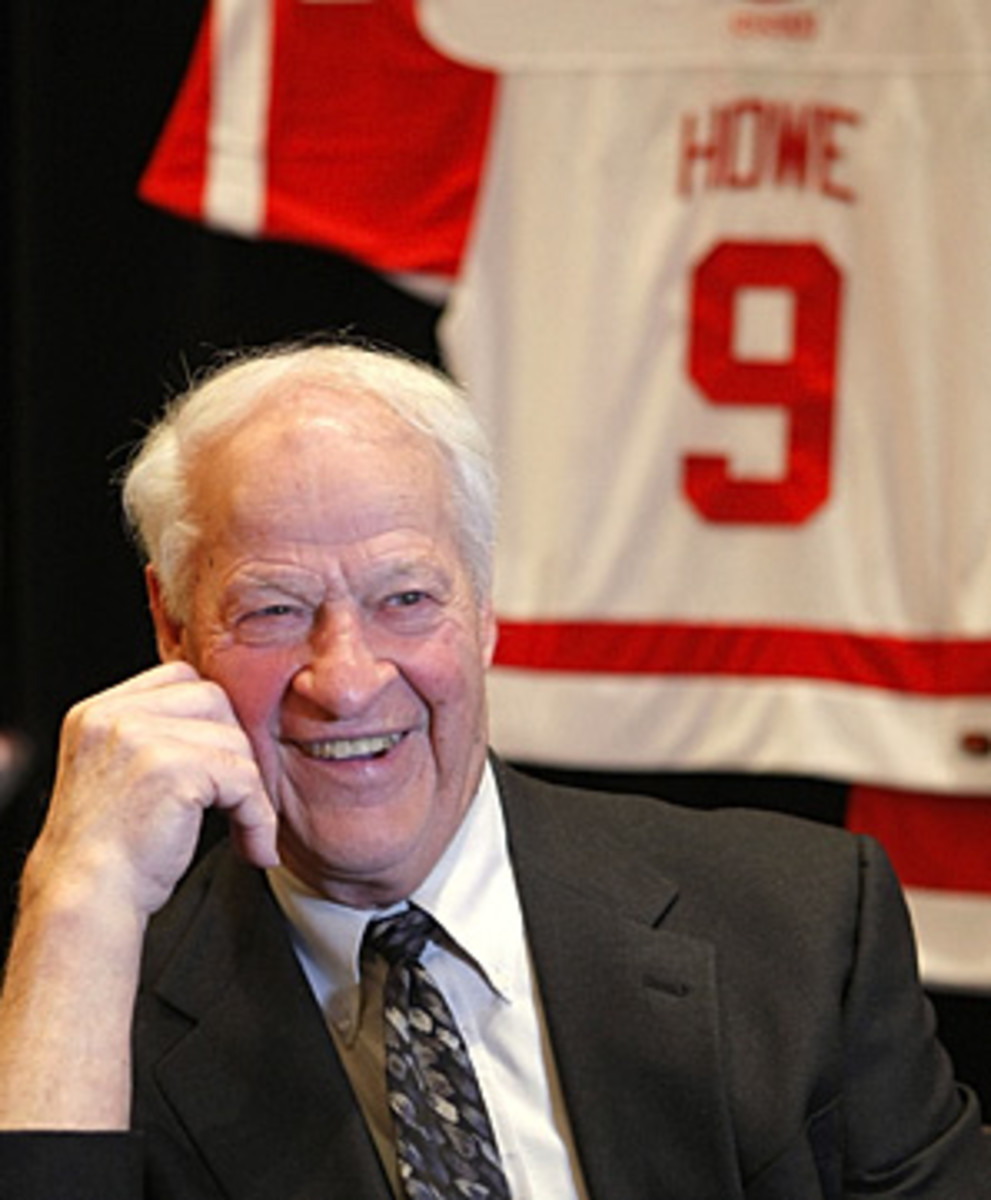 Gordie Howe: Mr. Hockey's Battle with Dementia Is Raising