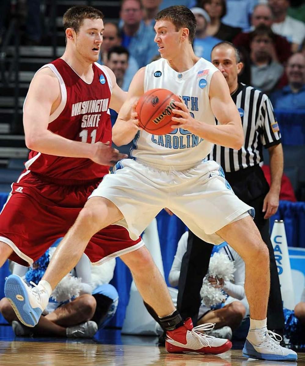 (1) North Carolina 68, (4) Washington St. 47
