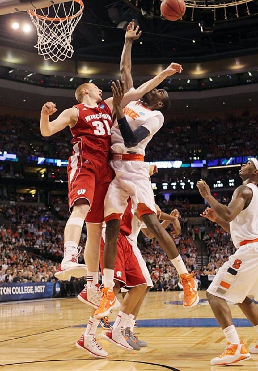 Syracuse 64, Wisconsin 63
