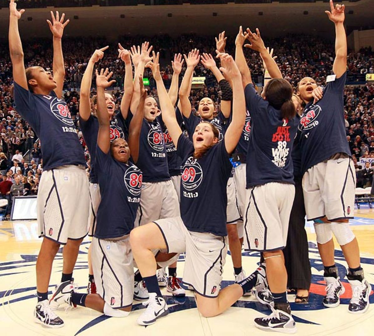 UConn wins 89th straight game