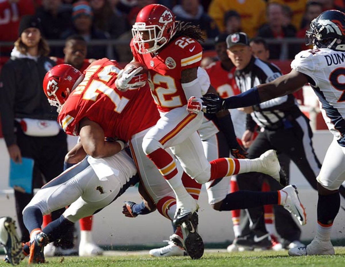 121213124004-dexter-mccluster-single-image-cut.jpg