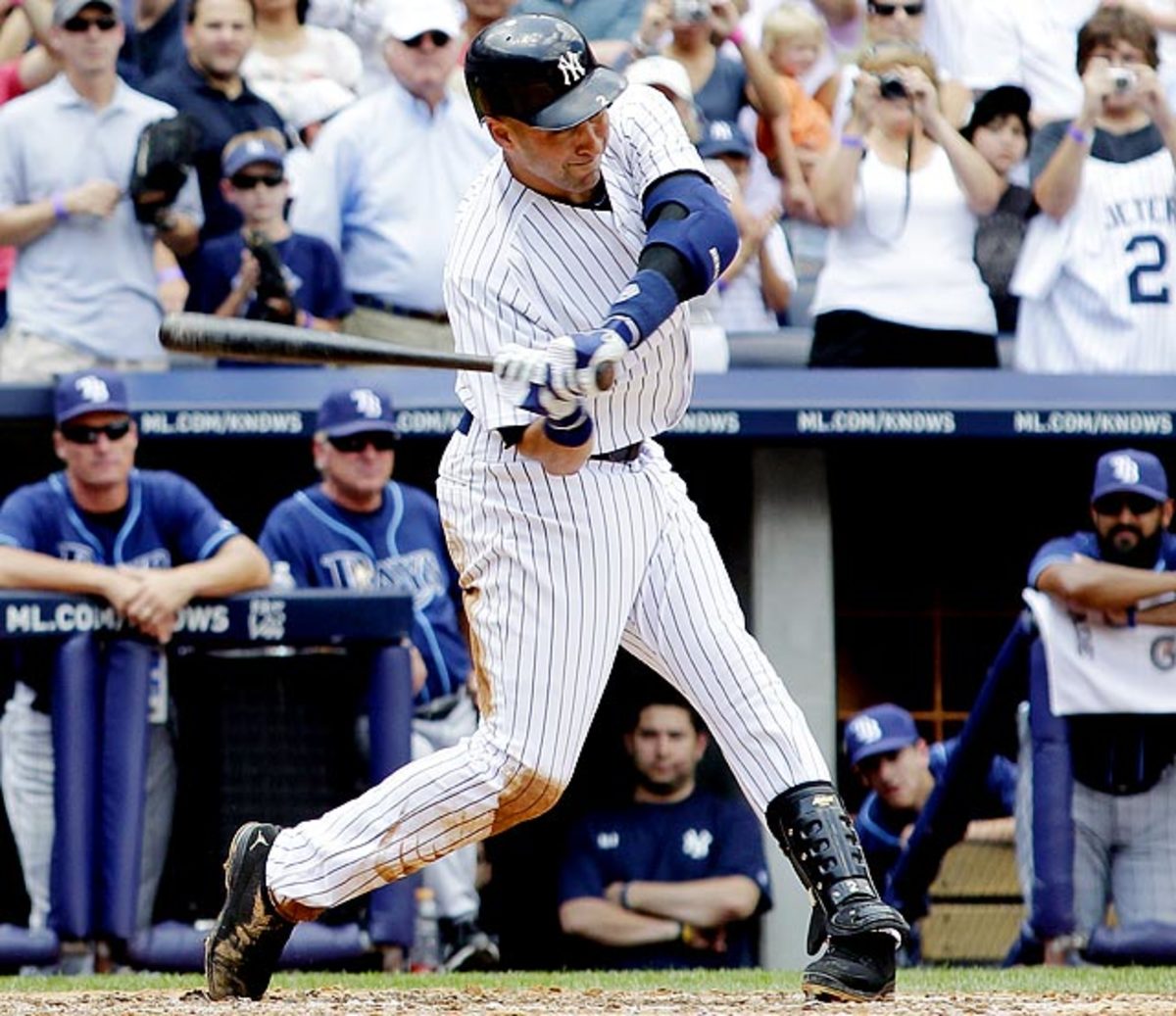 Derek Jeter goes on the DL