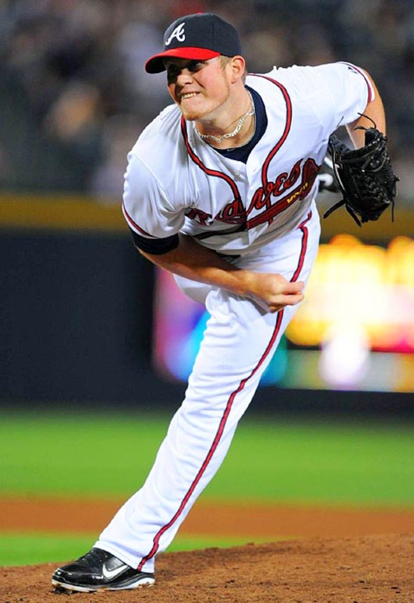 Braves make Kimbrel closer