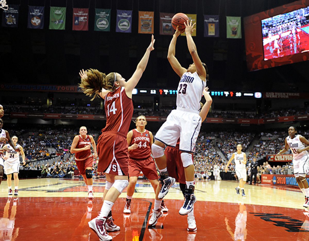 Connecticut 53, Stanford 47