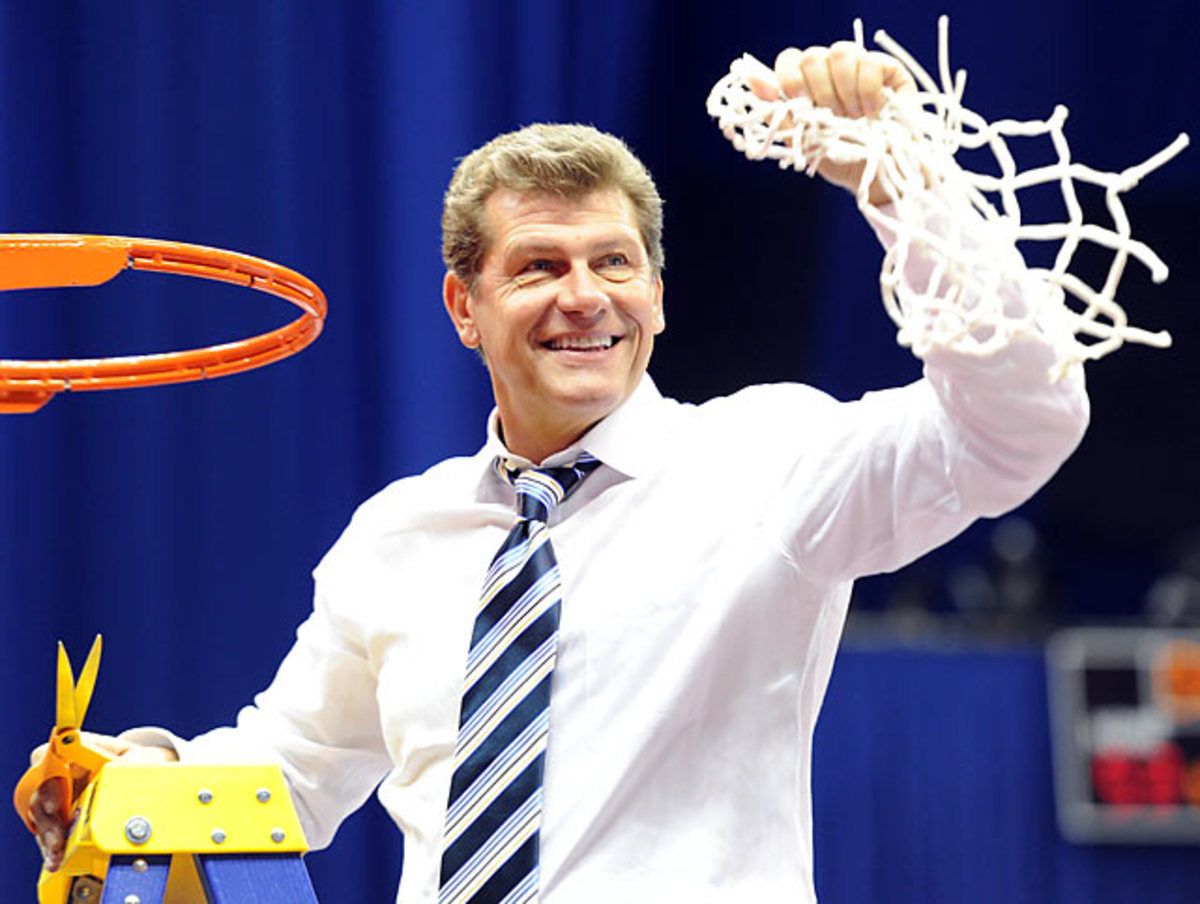 Connecticut 53, Stanford 47