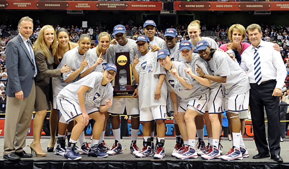 Connecticut 53, Stanford 47