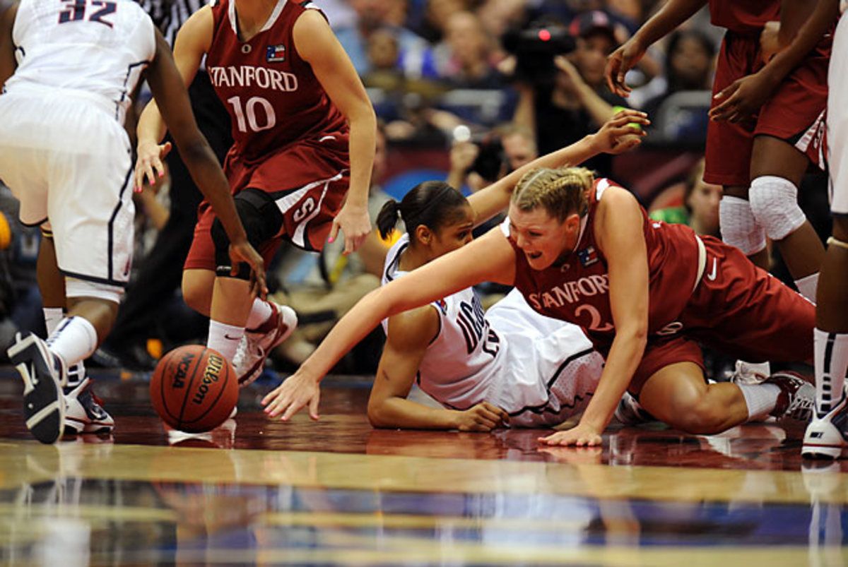 Connecticut 53, Stanford 47
