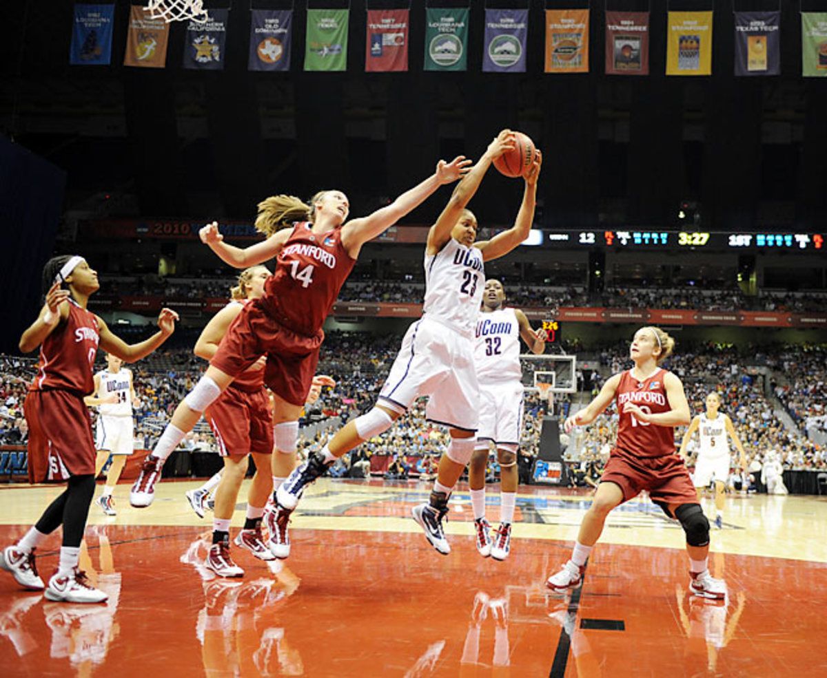 Connecticut 53, Stanford 47