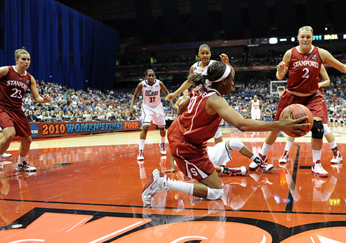 Connecticut 53, Stanford 47