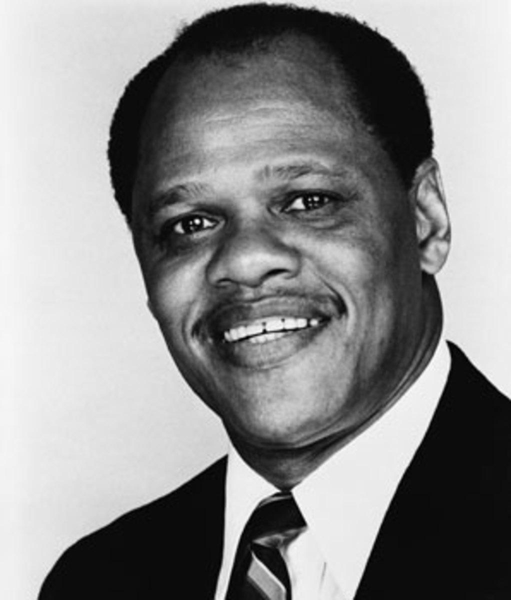Campbell, 1st black Olympic decathlon winner, dies - Sports Illustrated