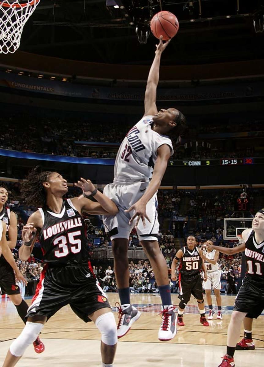 UConn 76, Louisville 54