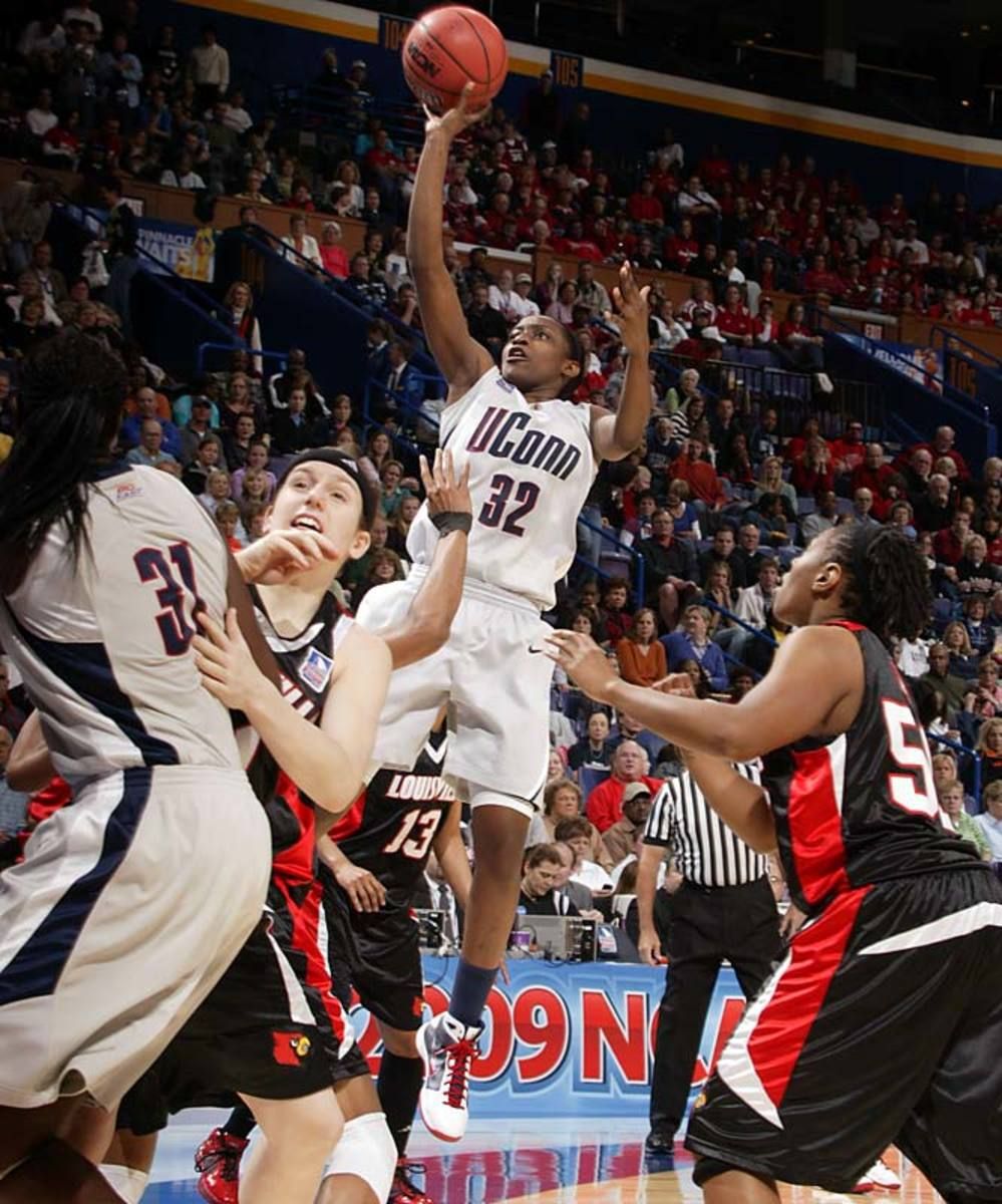 UConn 76, Louisville 54