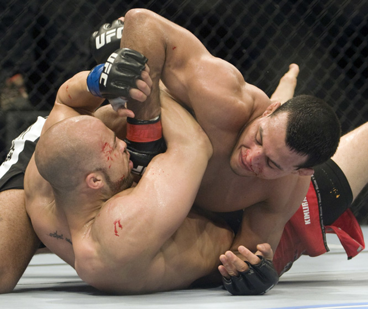 Eliot Marshall vs. Vinny Magalhaes