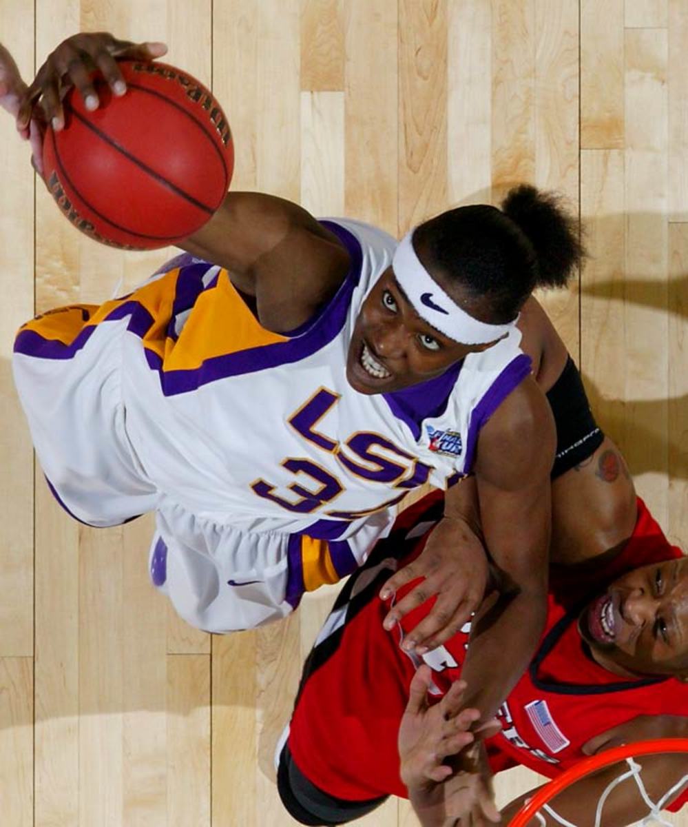 Sylvia Fowles, LSU