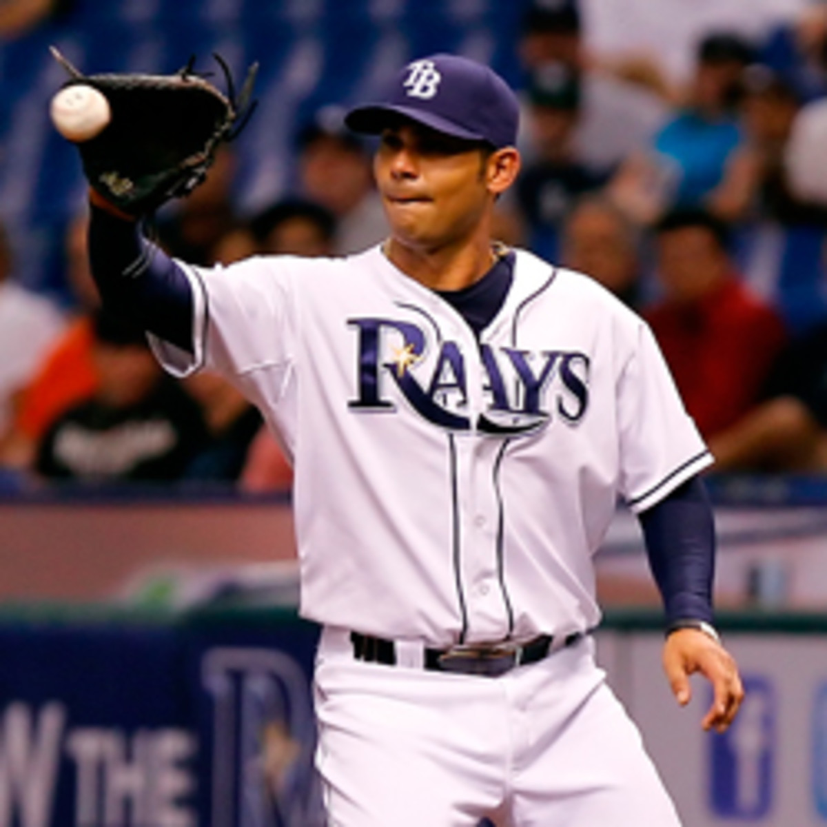The Astros reportedly will sign Carlos Pena to play DH in the team's move to the American League in 2013. (J. Meric/Getty Images)