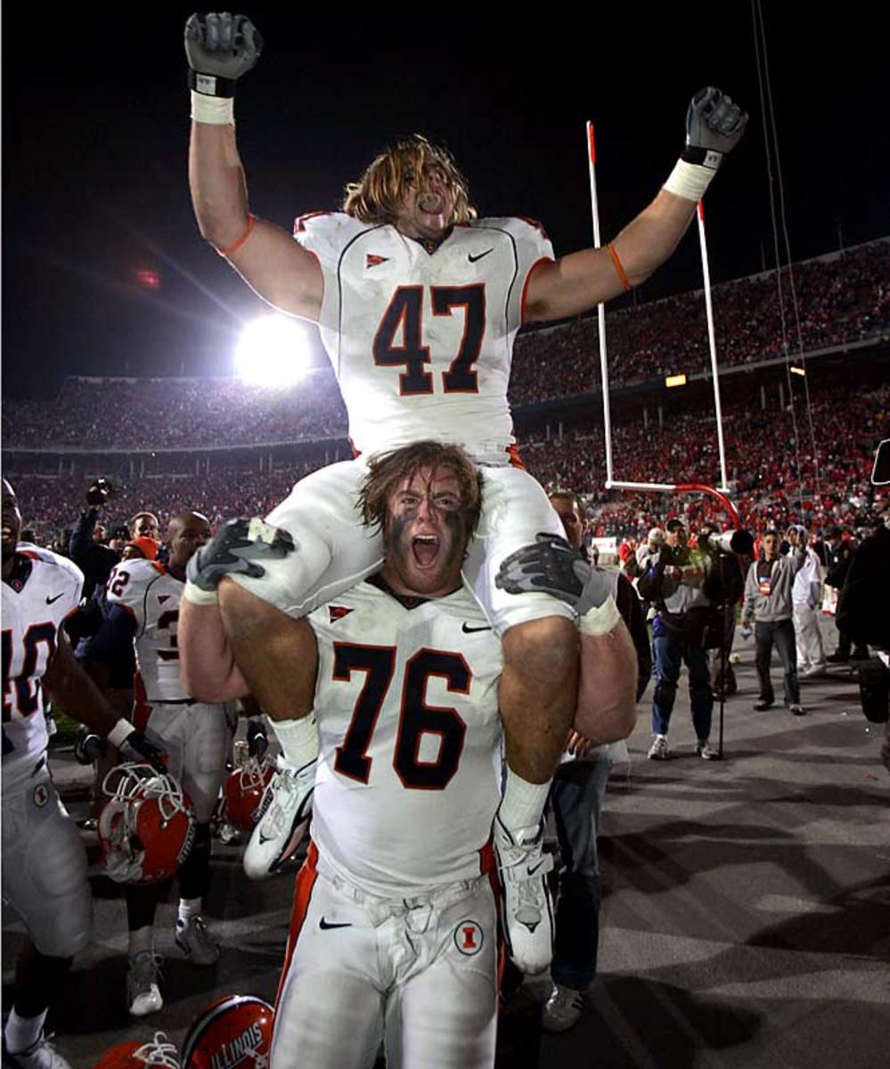 Illinois 28, No. 1 Ohio State 21