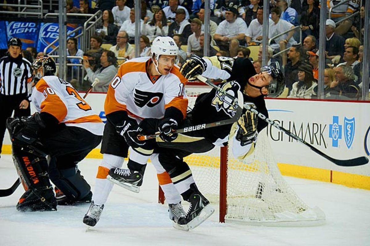 brayden-schenn-interference-sidney-crosby.jpg