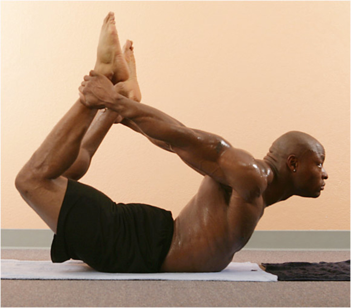 Bikram Yoga Tutorial: Standing bow pulling pose - YouTube