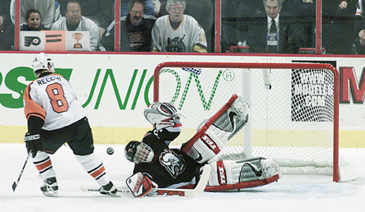 Dominik Hasek wants to return to the NHL