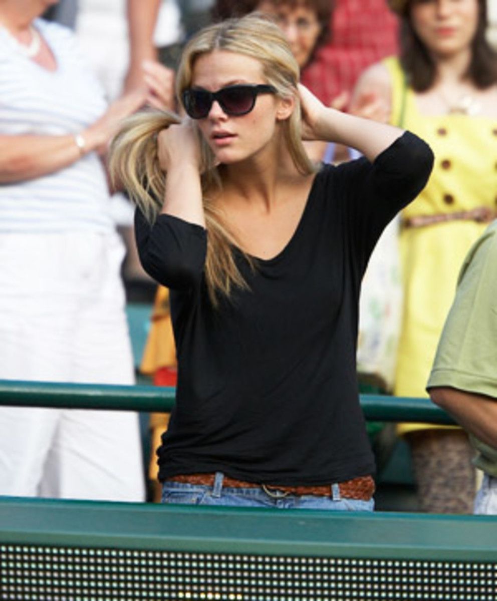 brooklyn-decker-300si
