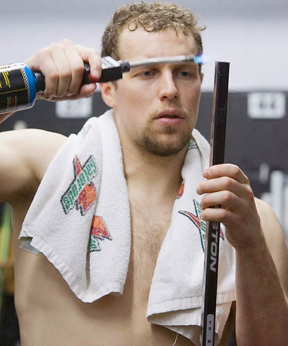 heatley.beard.AP.jpg