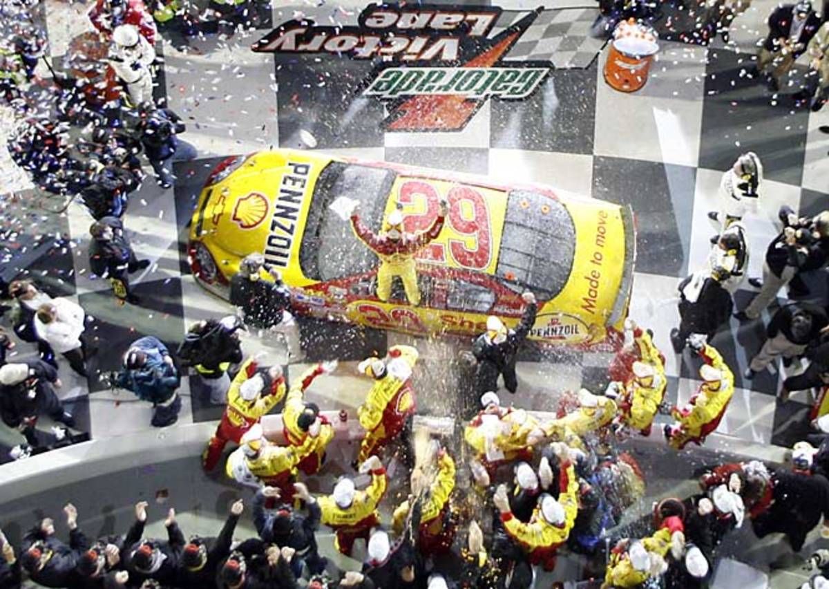 Kevin Harvick Wins Daytona 500
