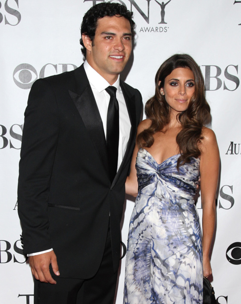 Mark Sanchez and Jamie-Lynn Sigler 
