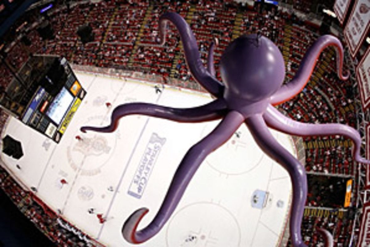 joe-louis-arena.jpg