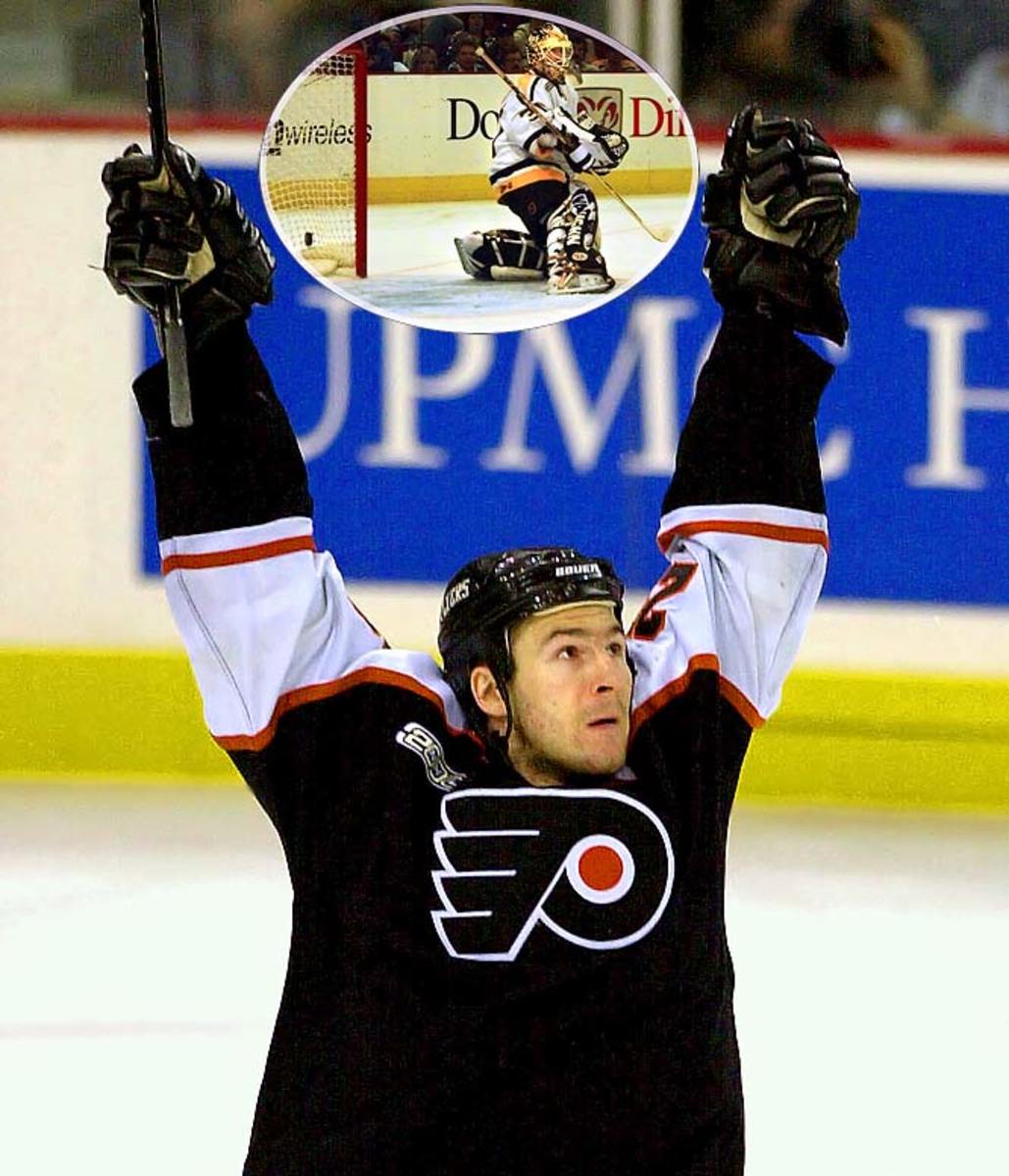 Flyers 2, Penguins 1 (5 OT)