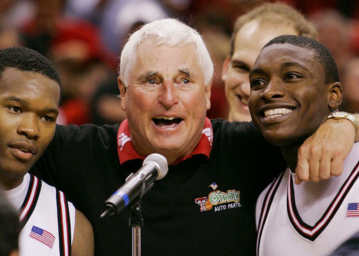 Bobby Knight wins No. 880