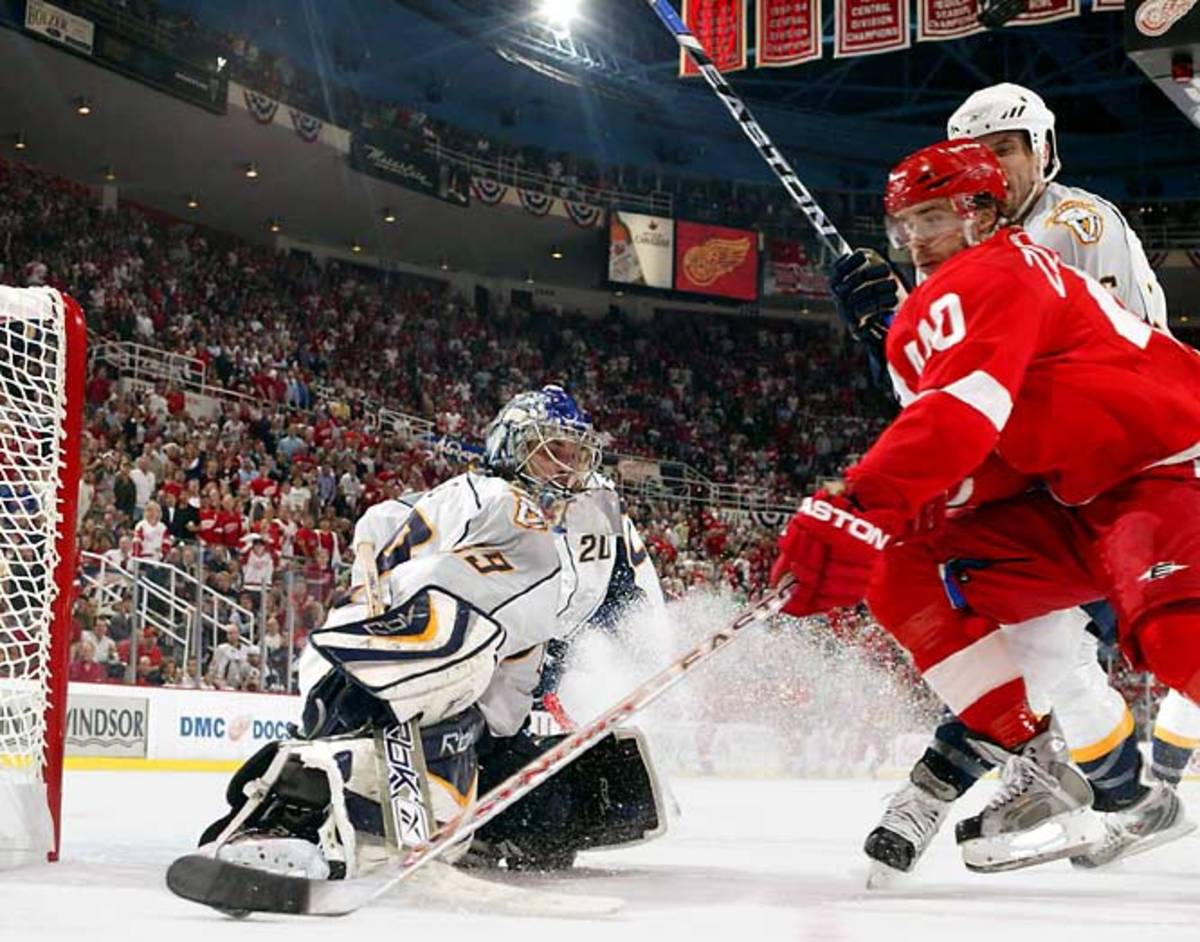 (1) Red Wings vs. (8) Predators
