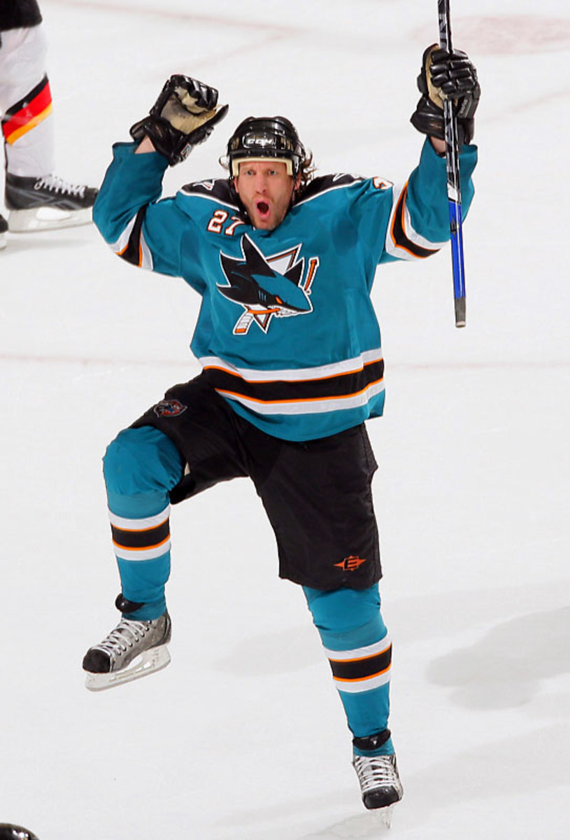 (2) Sharks vs. (7) Flames