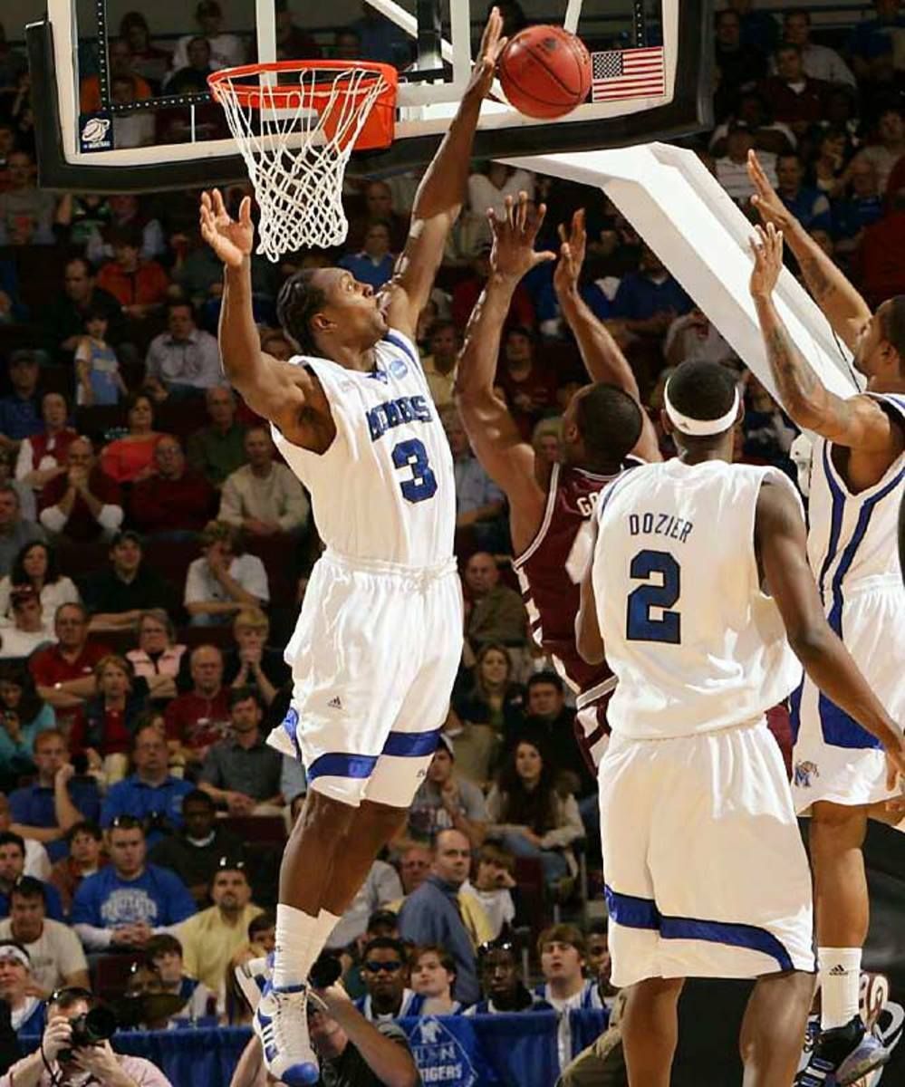 Memphis defeats Mississippi State, 77-74