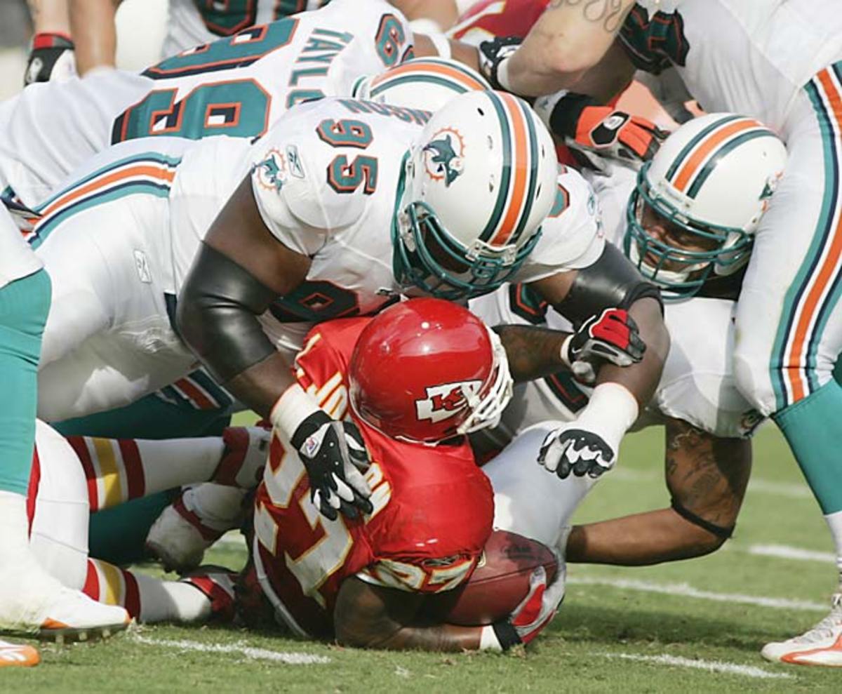 Dolphins 13, Chiefs 10