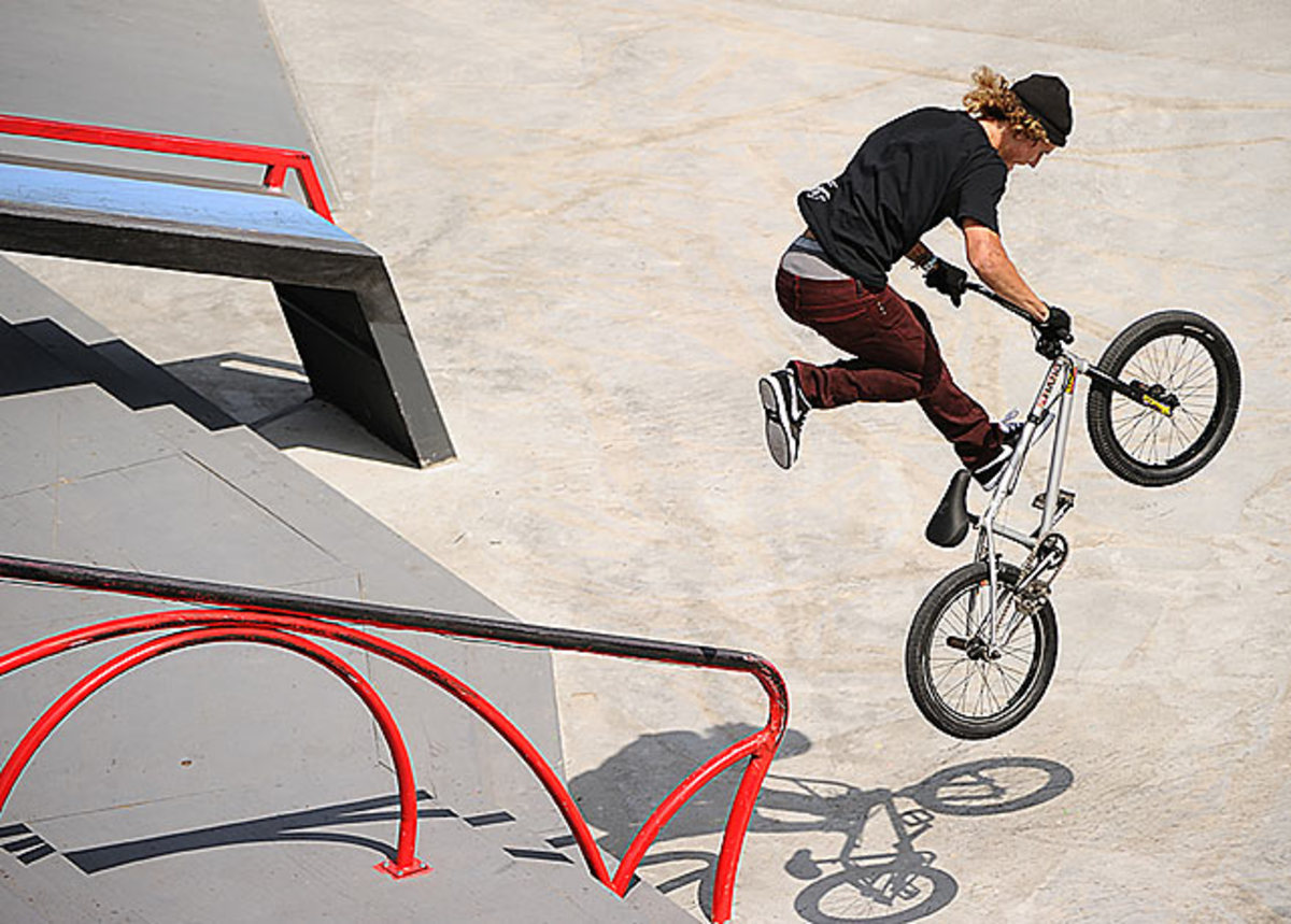 dennis-enarson-bmx-street.jpg