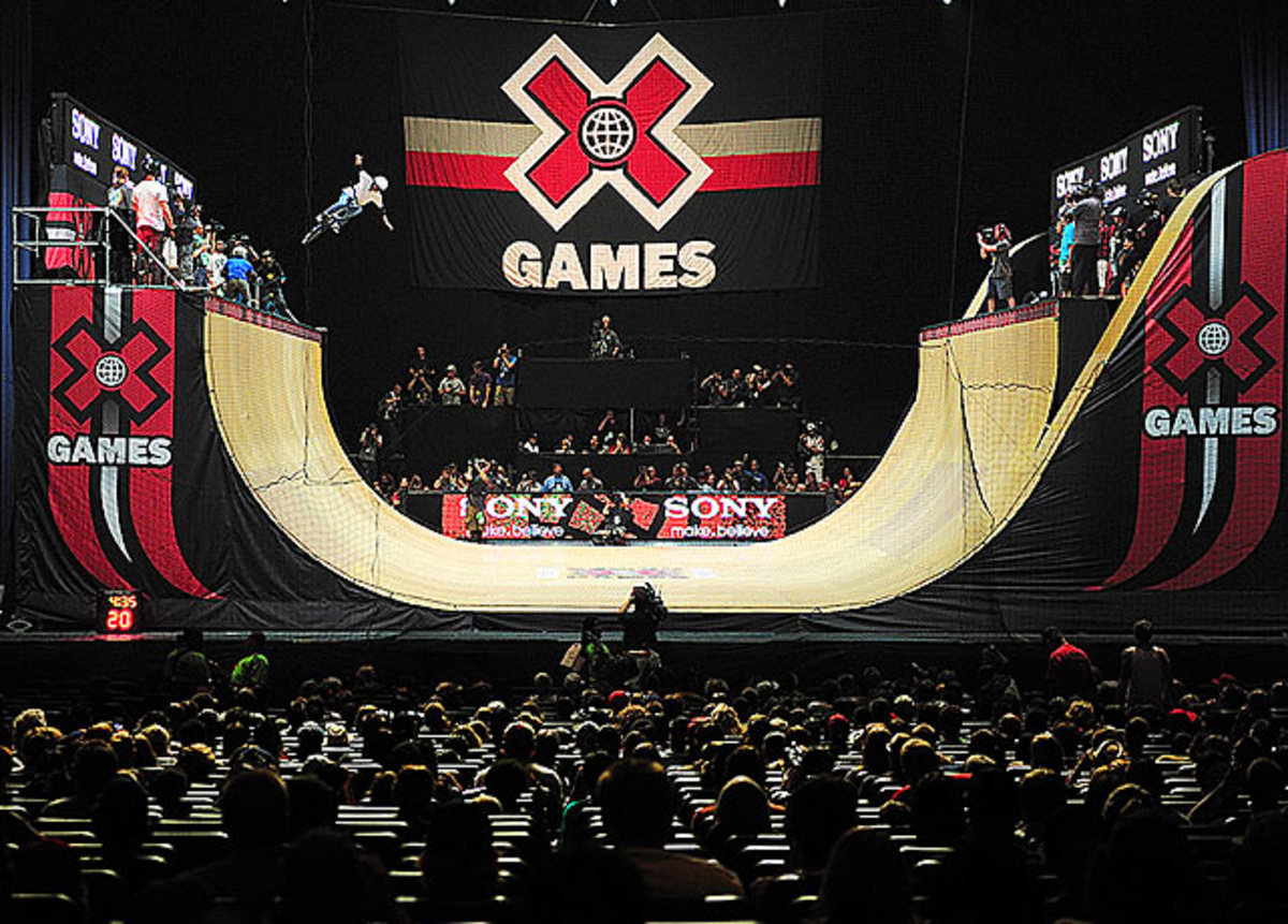 BMXvert-nokia-theatre.jpg