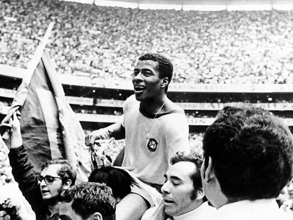 1970 | Group 3 | England/Brazil/Romania/Czechoslovakia 