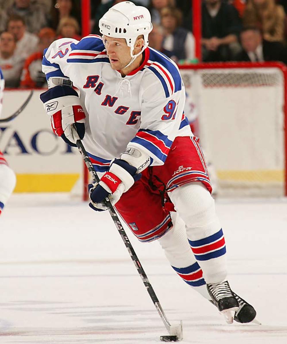 Michael Nylander, center