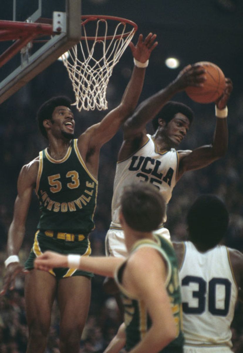 Sidney Wicks and Artis Gilmore