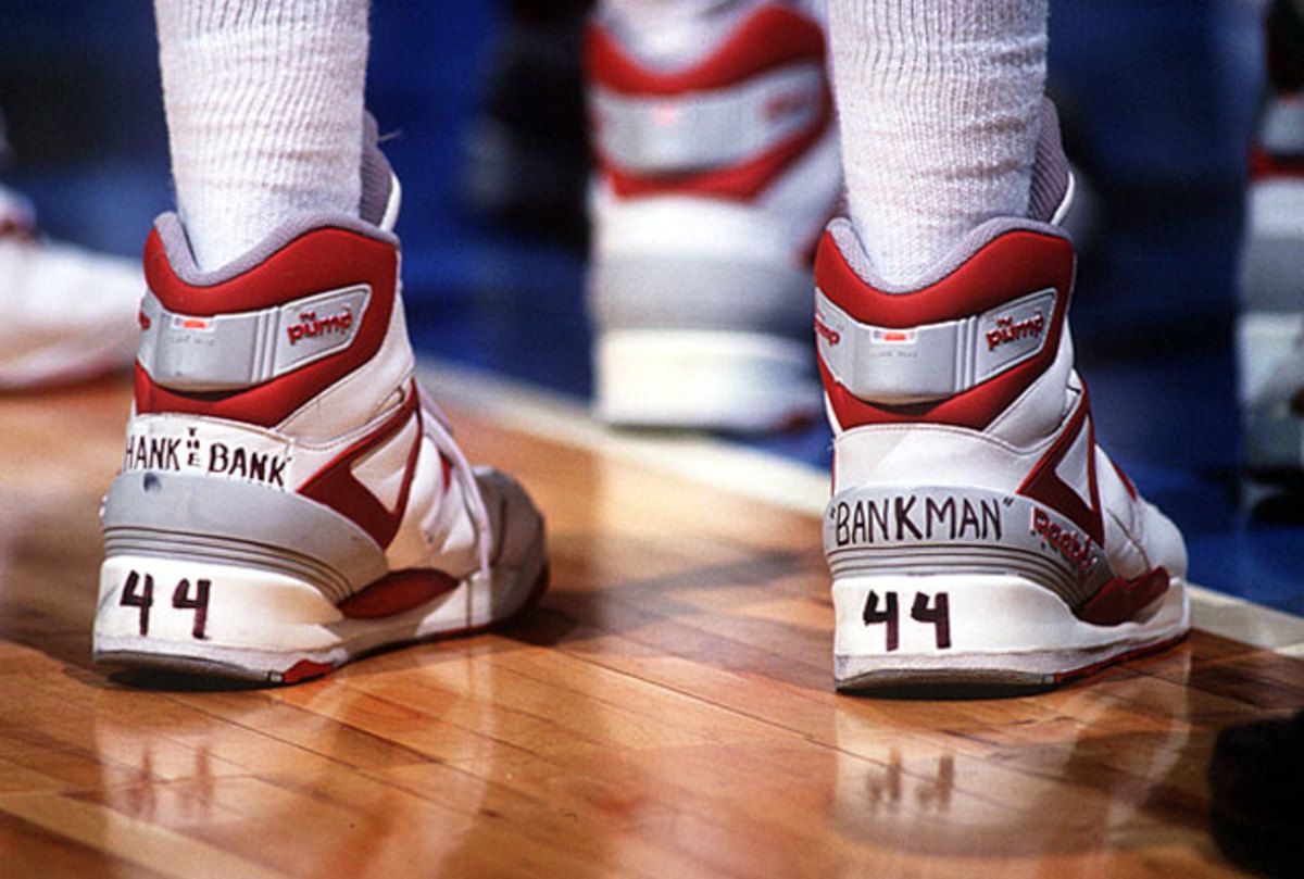 LMU Sneakers