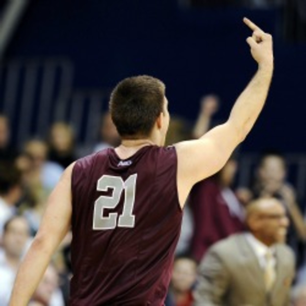 St. Joe's forward Halil Kanacevic flipped off the Villanova student section, then lost the game for his team. (Michael Perez/AP Photo)