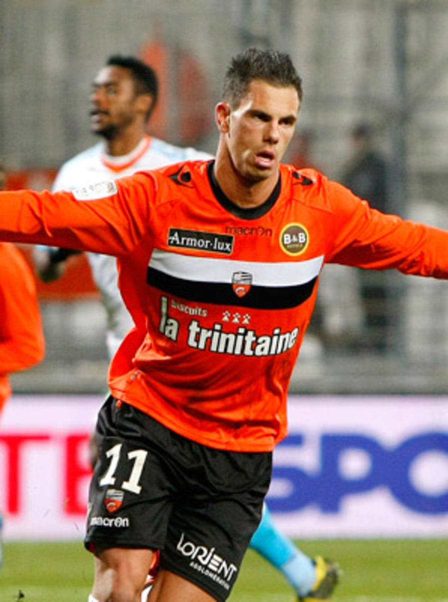 Jeremie Aliadiere scored one of Lorient's two goals against Saint-Etienne.
