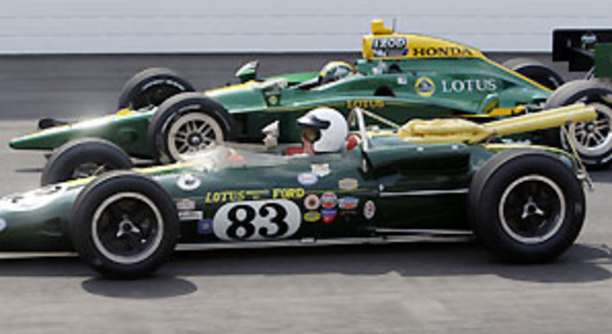 jimmy-vasser-lotus-ap.jpg