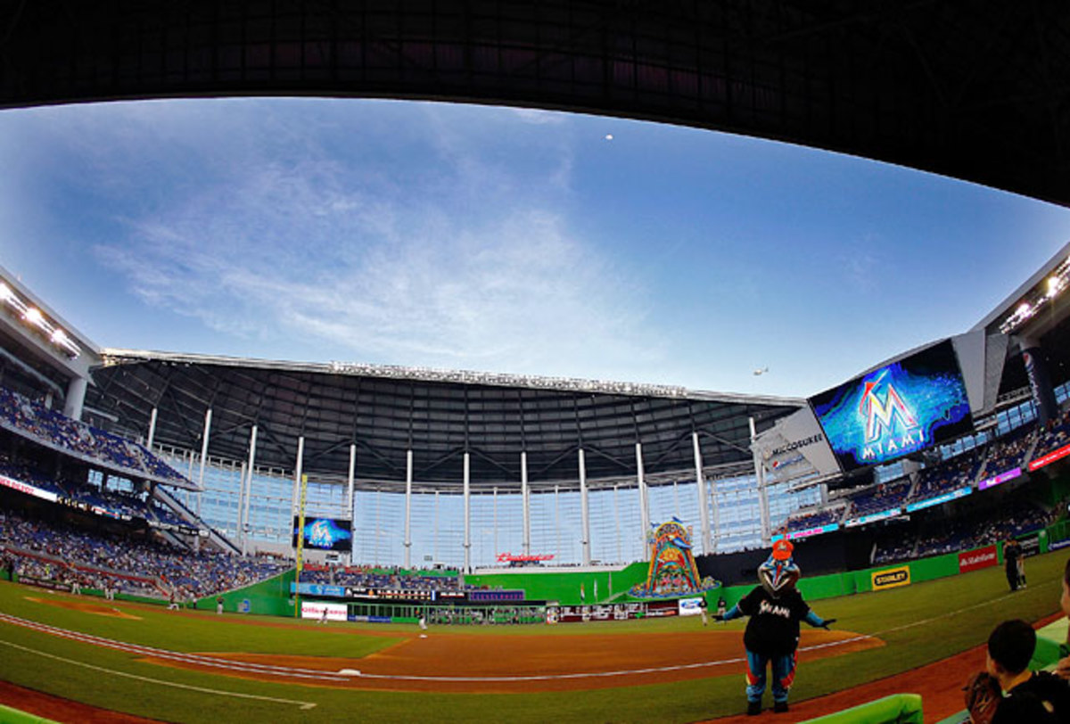 marlins-park-142346818.jpg